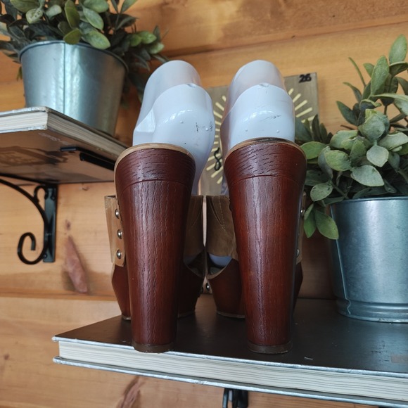 Vince Camuto Elora Studded Brown Leather Wood Platform Cross Strap Sandals Sz 8M - Picture 8 of 12